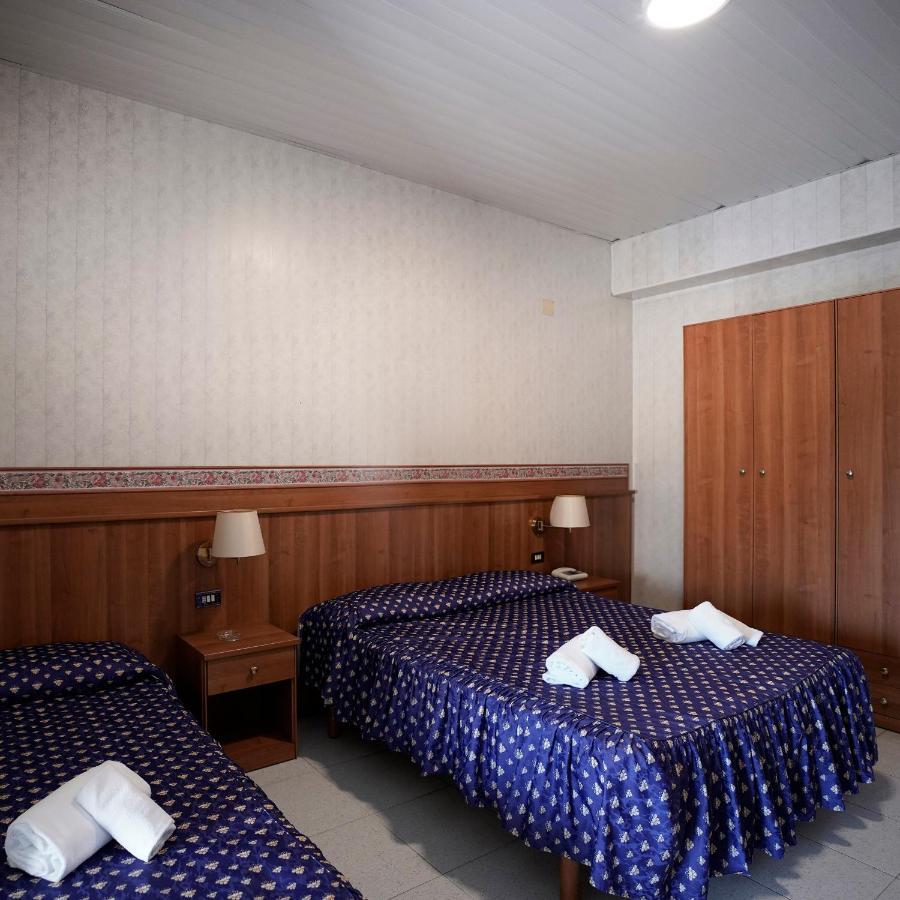 Hotel Capys كابوا المظهر الخارجي الصورة