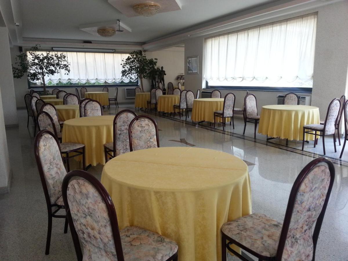 Hotel Capys كابوا المظهر الخارجي الصورة